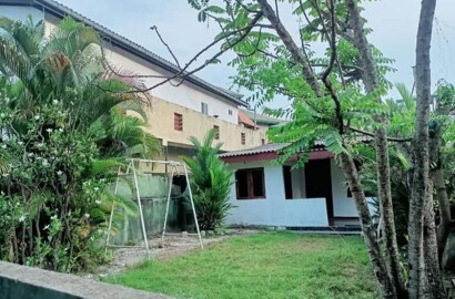 Land with House for Sale, Hendala, Wattala - 8 Perches - 12 Mn