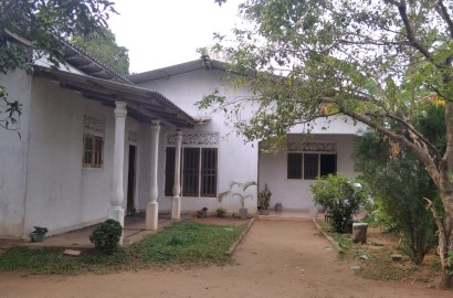 House for Sale in Seeduwa - 10.4 Perches - 2 Bedrooms - 95 Lakhs