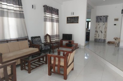 House for Sale, Wattala - 10 Perches - 6 Bedrooms - 50 Mn