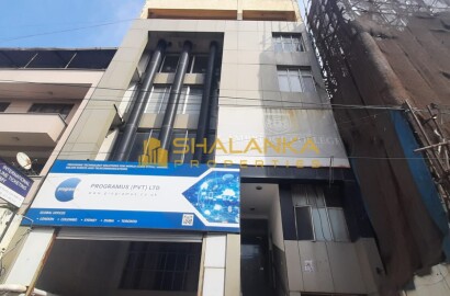 5 Story, 15000 Sq.Ft Commercial Building for Sale at Bambalapitiya