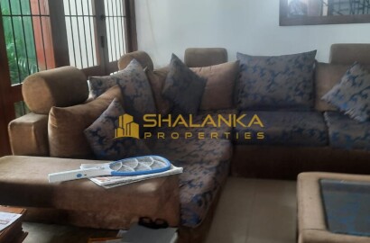 6.7P, 5BR, 4BR House for Sale, Bambalapitiya, Colombo 04