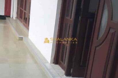 4 Bedroom House for Rent, Bangalawatte, Mabola, Wattala - 100,000 per Month
