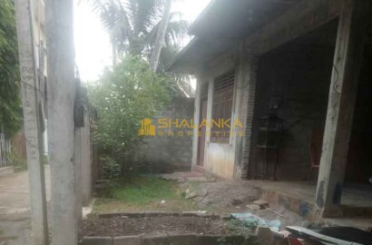 Land with Old House for Sale, Wattala - 10 Perches - 22Mn